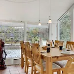 2 Bedroom Amazing In Сasa de vacaciones *