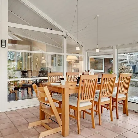 Holiday home 2 Bedroom Beautiful In