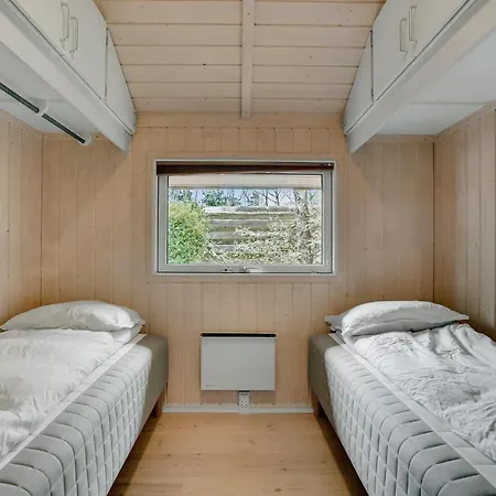 2 Bedroom Amazing In スラーエルセ