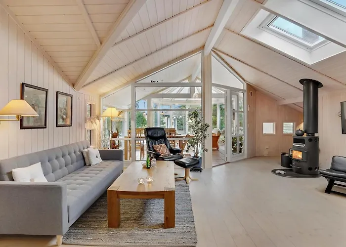 2 Bedroom Amazing In *